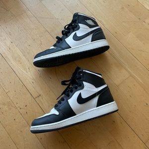 Jordan Women's Shoes Black and White High Top Panda Dunks